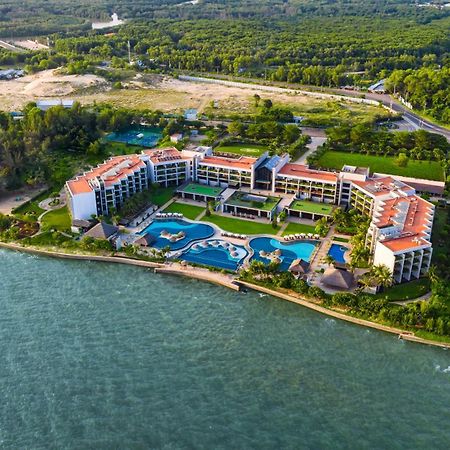 Vietsovpetro Ho Tram Beach Resort & Spa Kültér fotó