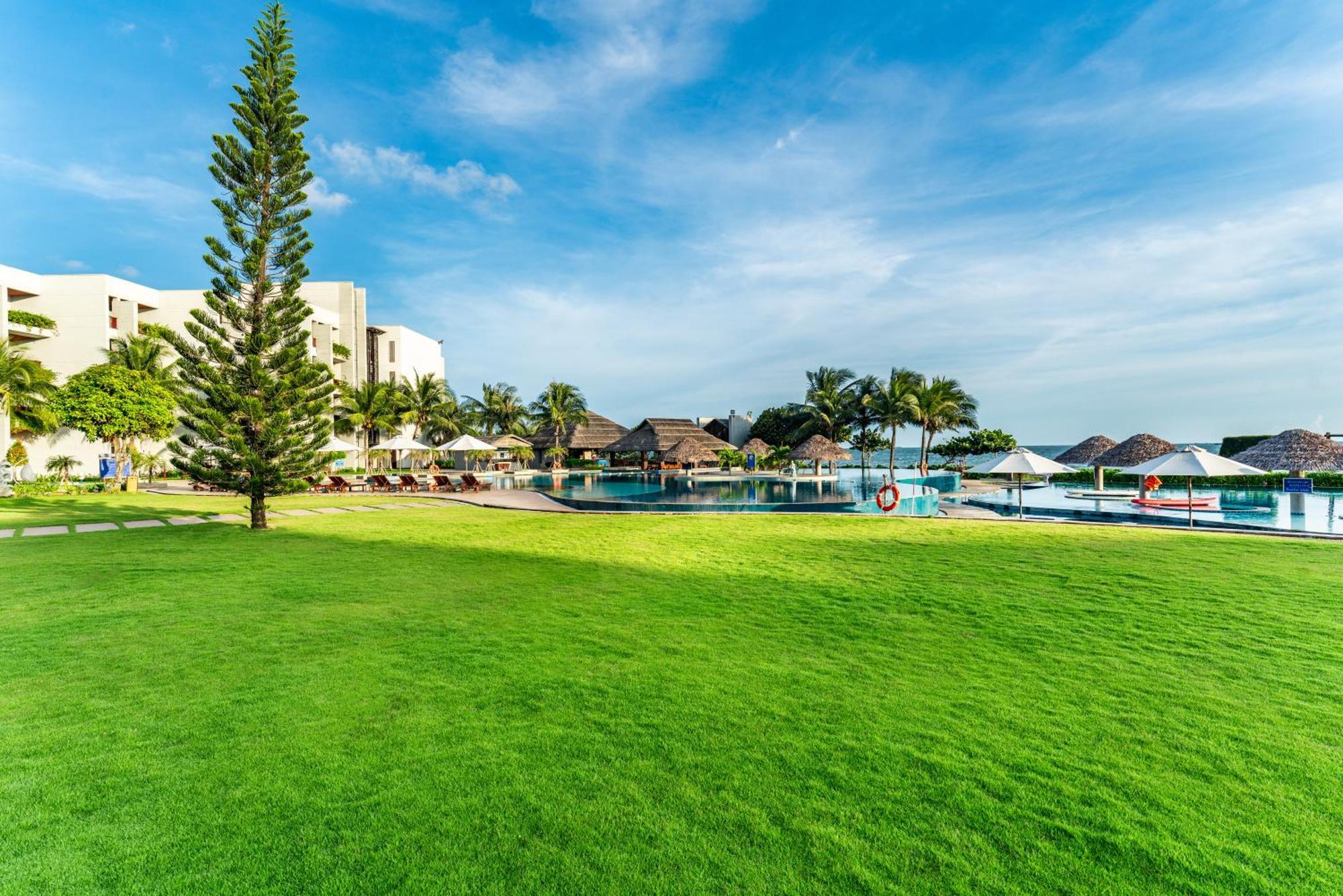 Vietsovpetro Ho Tram Beach Resort & Spa Kültér fotó