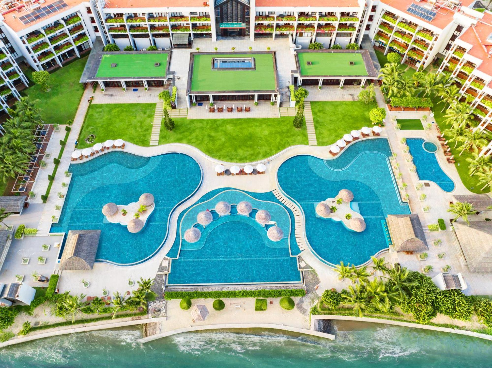 Vietsovpetro Ho Tram Beach Resort & Spa Kültér fotó